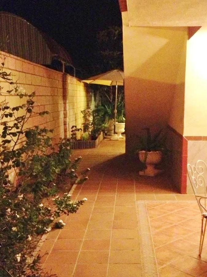 Relax, Playa, Naturaleza…!!. Villa Independiente Con Jardin... Islantilla